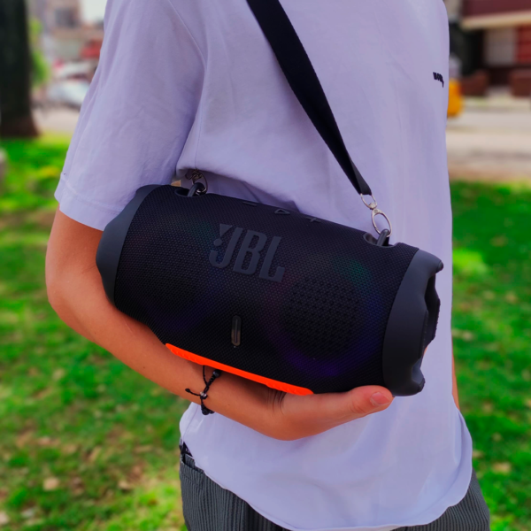 Parlante JBL Portable XT4RGB
